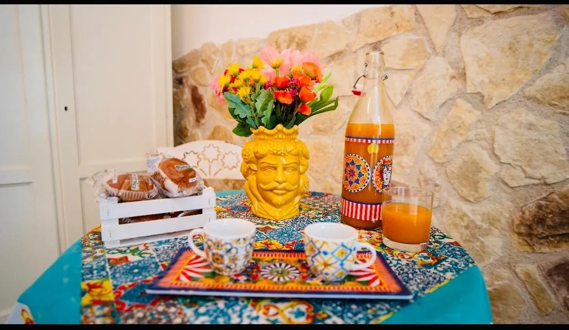 Casa vacanze Albergheria Little Home Palermo